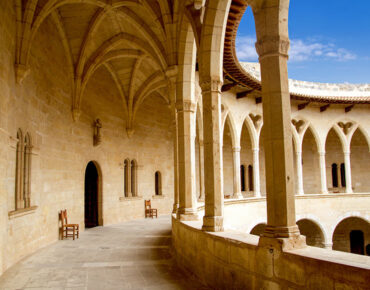 Architectural Gems: A Tour of Palma’s Historic Marvels