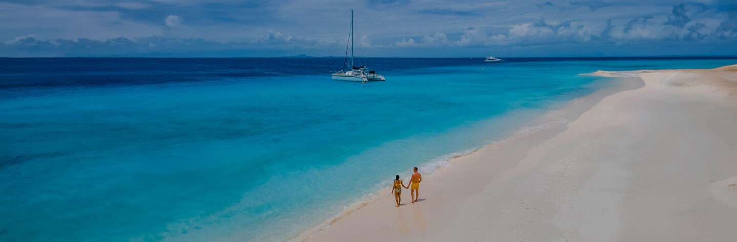 Explore the tropical Paradise of Curaçao