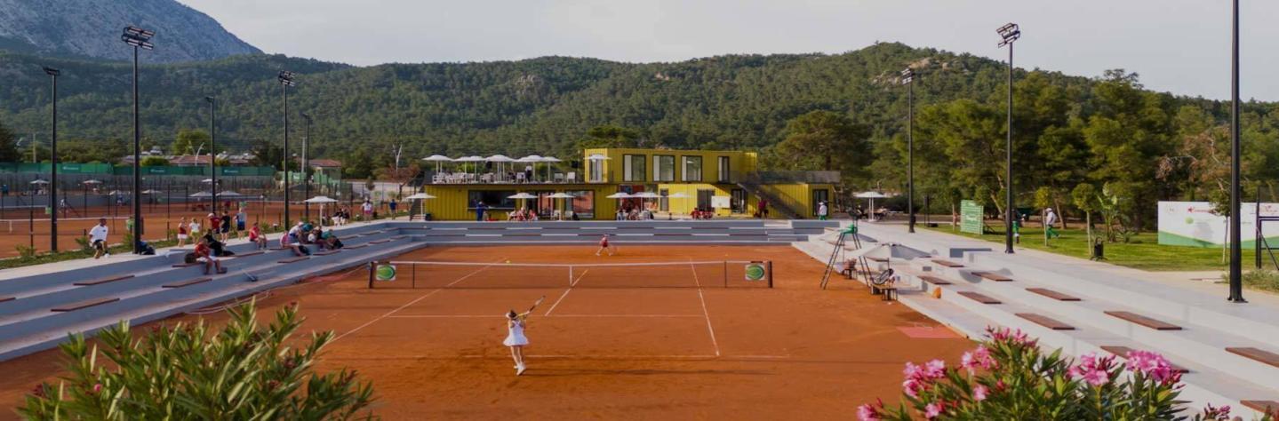 ‘Corendon Tennis Club Kemer’i Keşfet