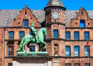 Dusseldorf – A City of Culture and Commerce