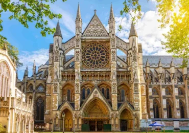 London Travel Guide: Essential Tips for Your Visit