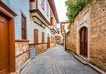 Discovering Kaleici, Antalya: What to Do & Where to Eat