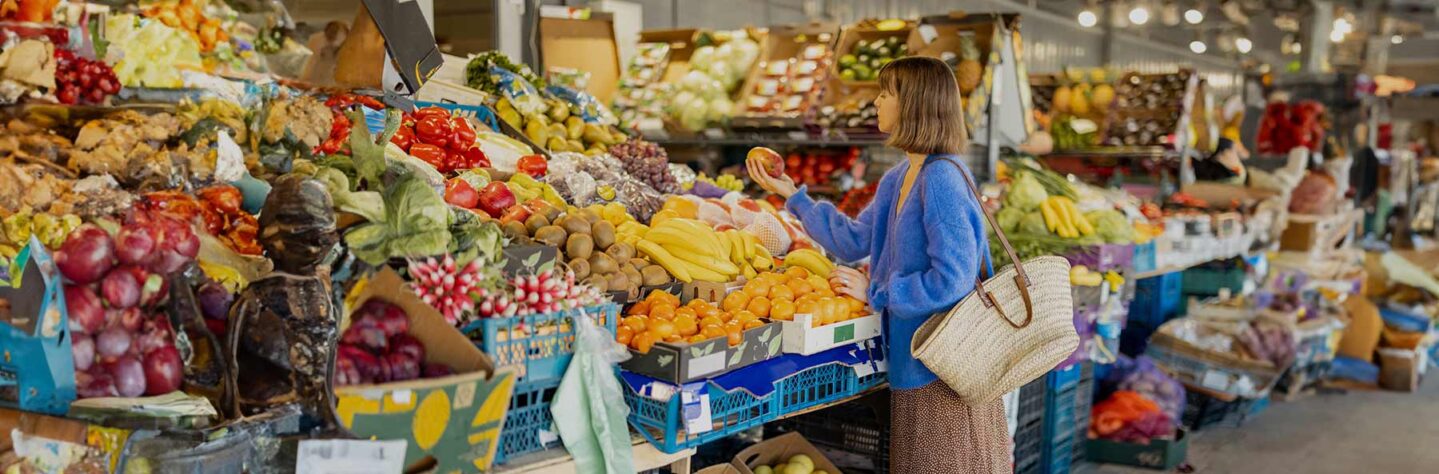 Izmir Markets: Explore the Bazaars of Izmir, Turkey
