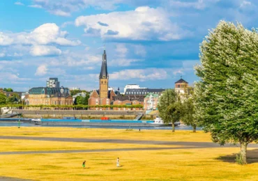 Düsseldorf Gezilecek Yerler & Düsseldorf’da Ne Yenir?