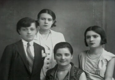 Wer war Sabiha Gökçen?