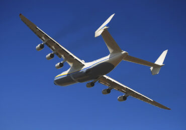 Dünyanın En Büyük Uçağı Antonov An-225 Mriya
