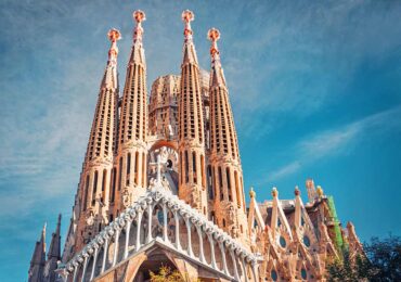 Best Travel Destinations for Single Females