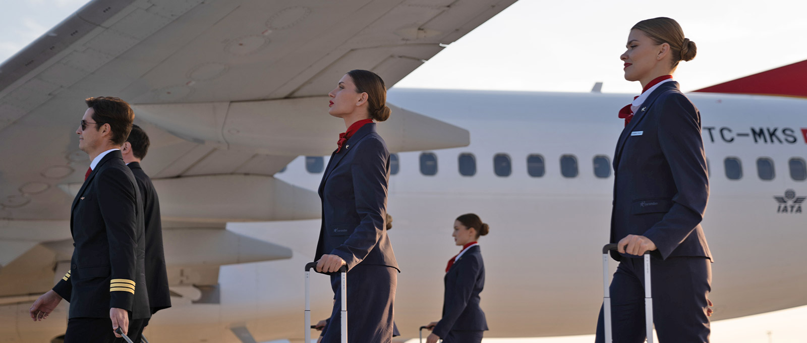 How to Become a Flight Attendant