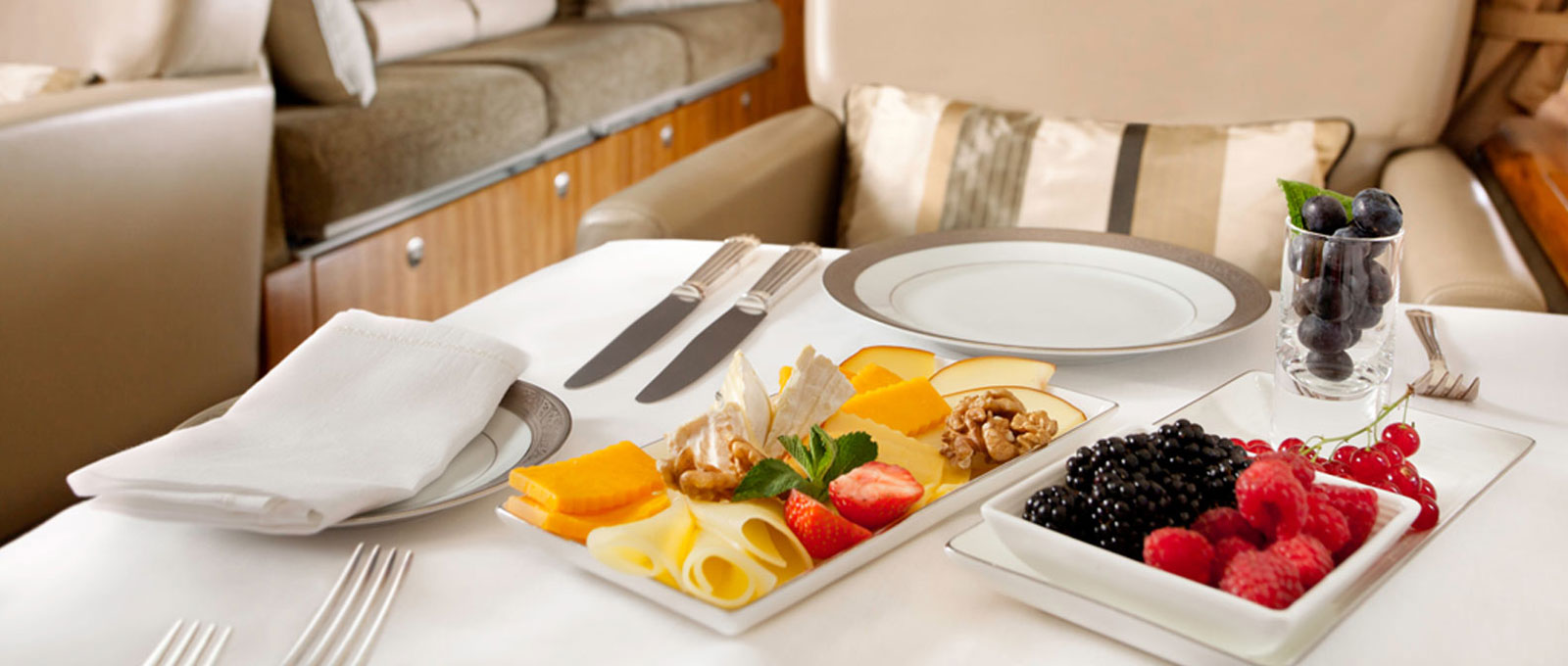 What Is a First Class Flight? What Is Included in First Class?