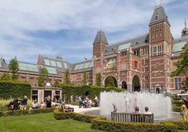 Amsterdam Müzeleri: Kanal Şehrinde Sanat Turu